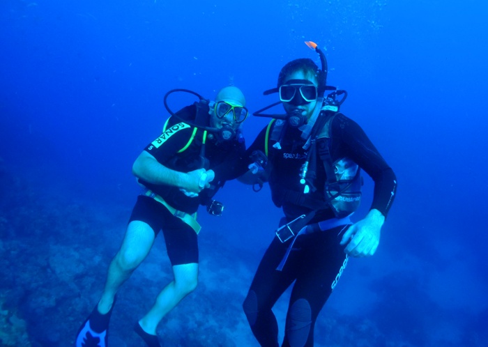 scuba diving Cairns